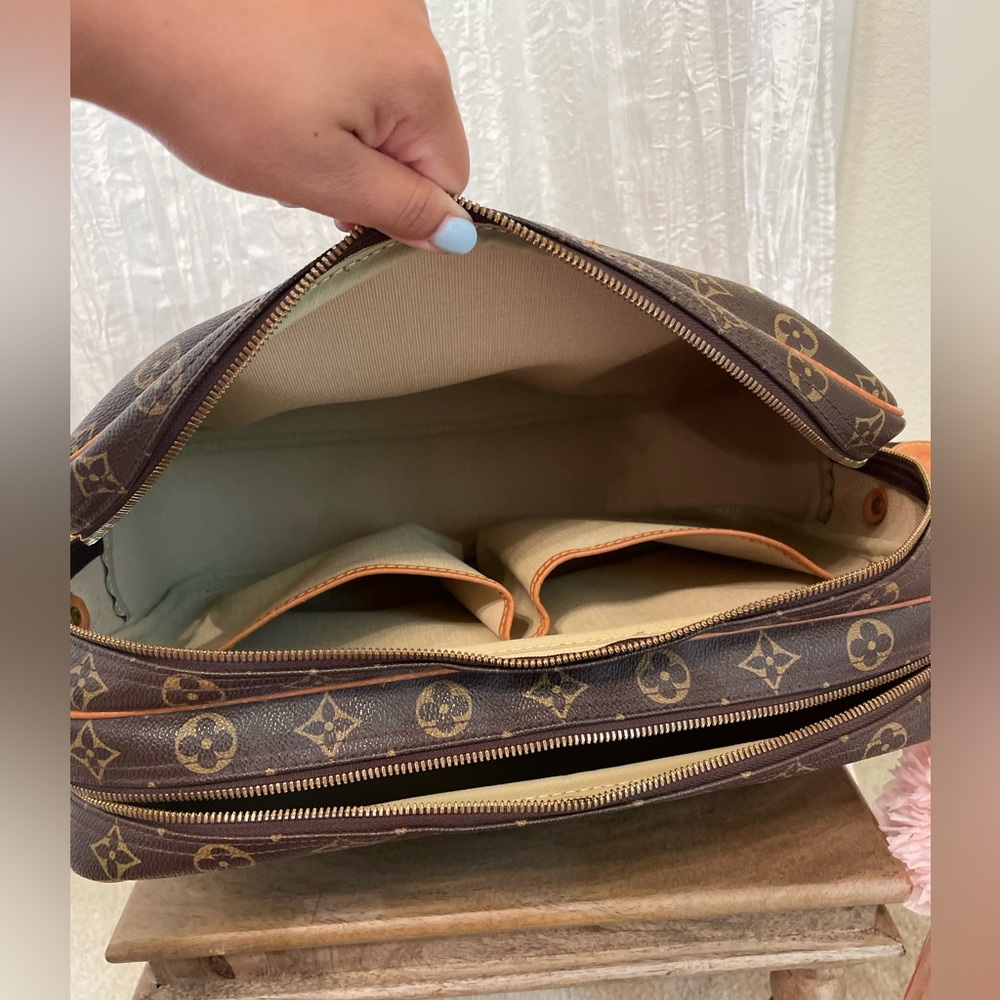 Louis Vuitton Reporter GM - Picture 10 of 16